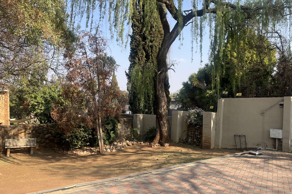 Glenvista Awaits: Your Dream Home - Photo 4