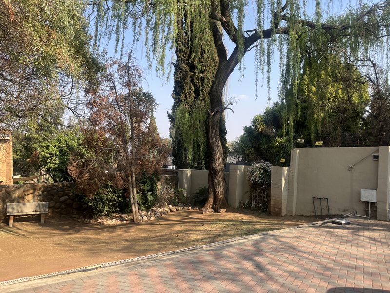 Glenvista Awaits: Your Dream Home - Photo 4