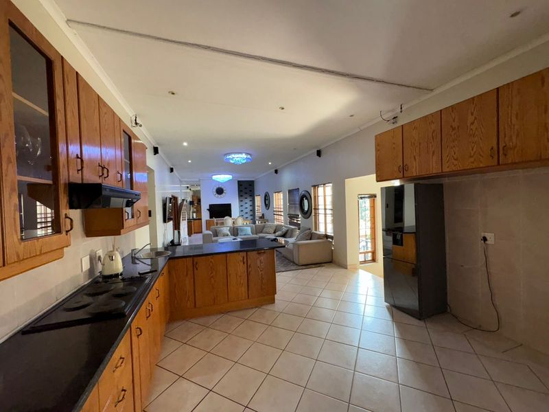 House For Sale In Rustenburg - Photo 4