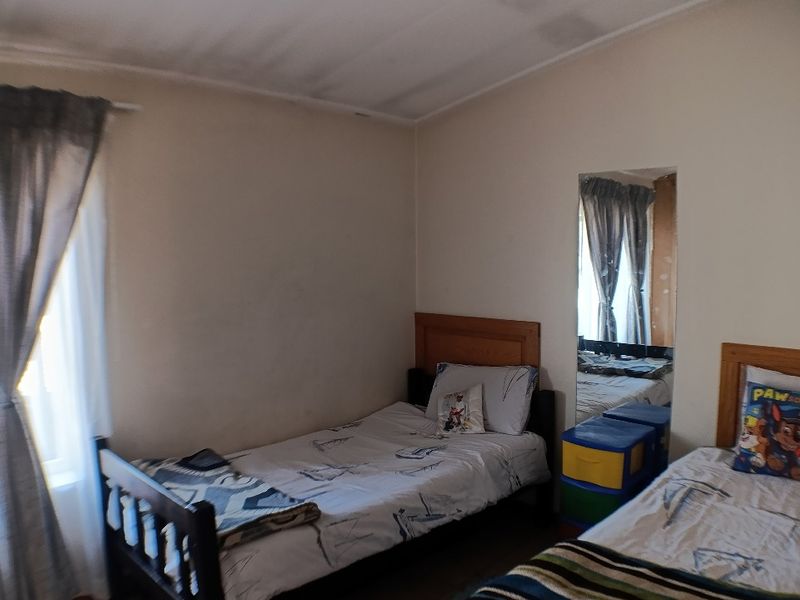 Price reduced on a  very neat 2 bedr town house in Rietfontein on sale - Photo 10