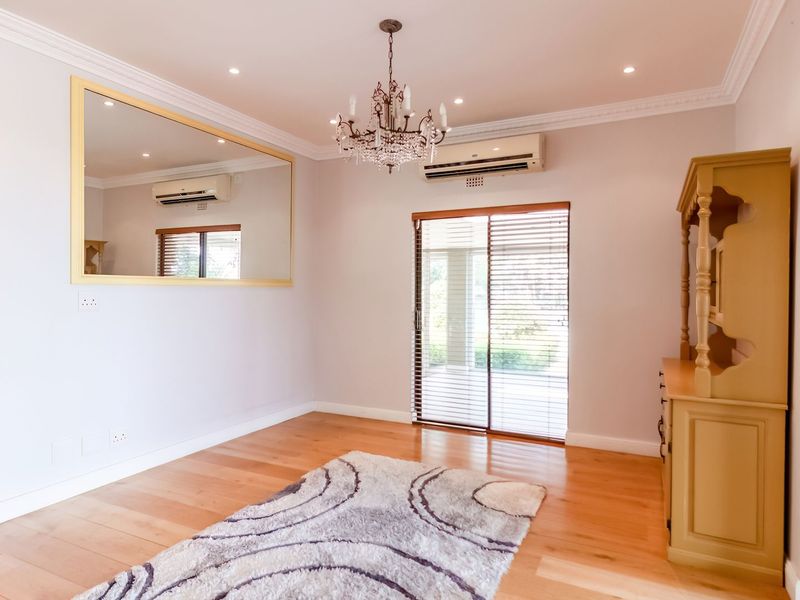 A BETTER BEDFORDVIEW 8 BEDROOM  OPULENT RESIDENCE - Photo 9