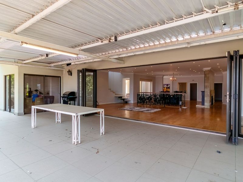 A BETTER BEDFORDVIEW 8 BEDROOM  OPULENT RESIDENCE - Photo 5