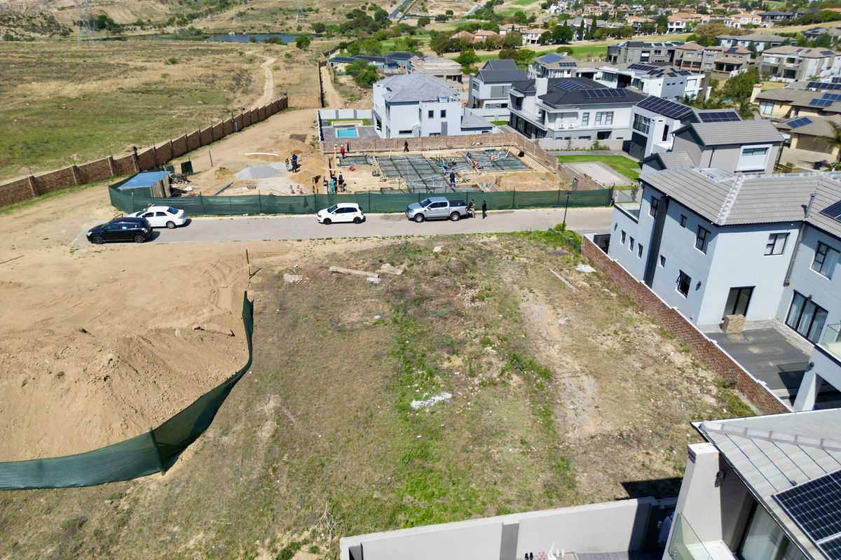 Endless Possibilities: Design your vision with elegance, security & luxury on this stand. - Photo 5