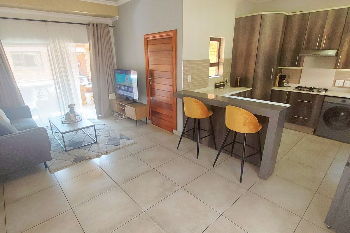 Beautiful, Modern and Move in Ready! - Photo 4