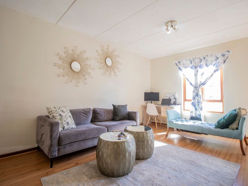 Secure living at its best - Photo 6