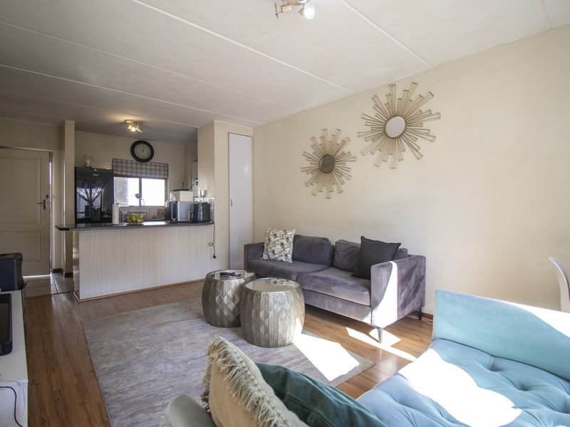 Secure living at its best - Photo 7
