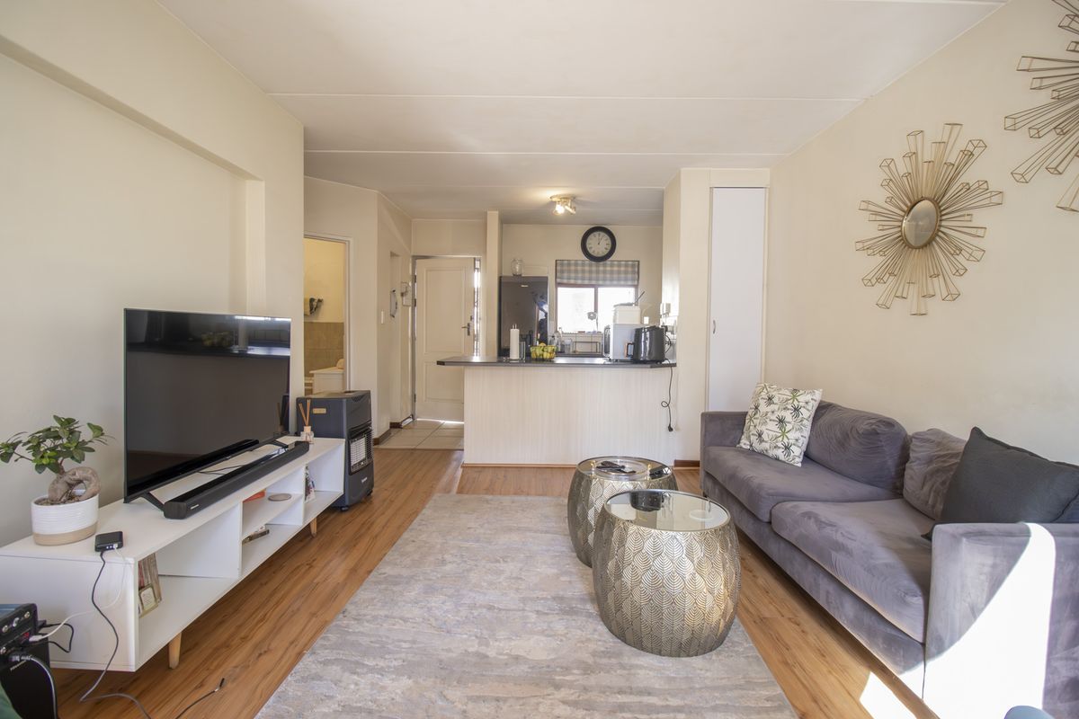 Secure living at its best - Photo 5