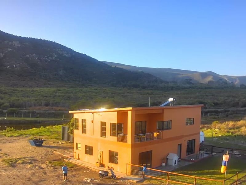 Lifestyle boutique Small holding in Franskraal - Photo 3