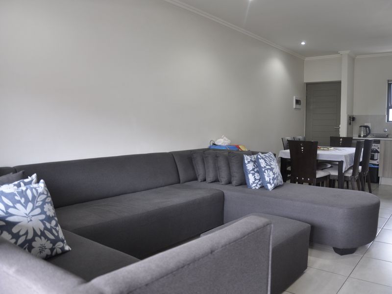 Modern Comfort Meets Lifestyle Living in Barbeque Downs - Photo 3