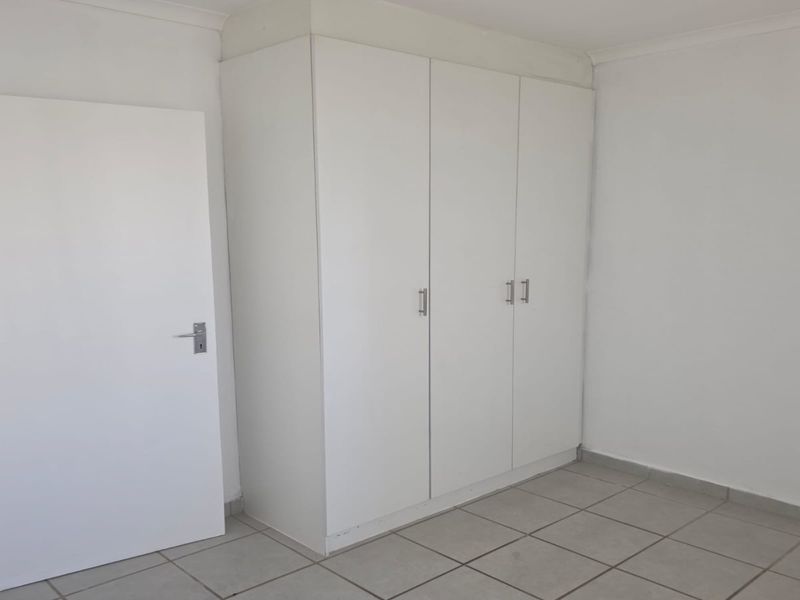 Negotiating Offers from R860 000 to R950 000 - Photo 10