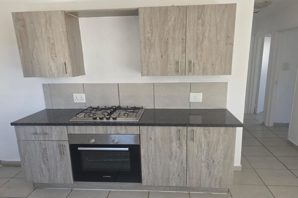 Negotiating Offers from R860 000 to R950 000 - Photo 4