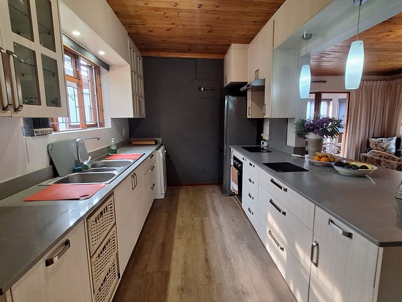 Charming North-Facing Home Near the River - Photo 8