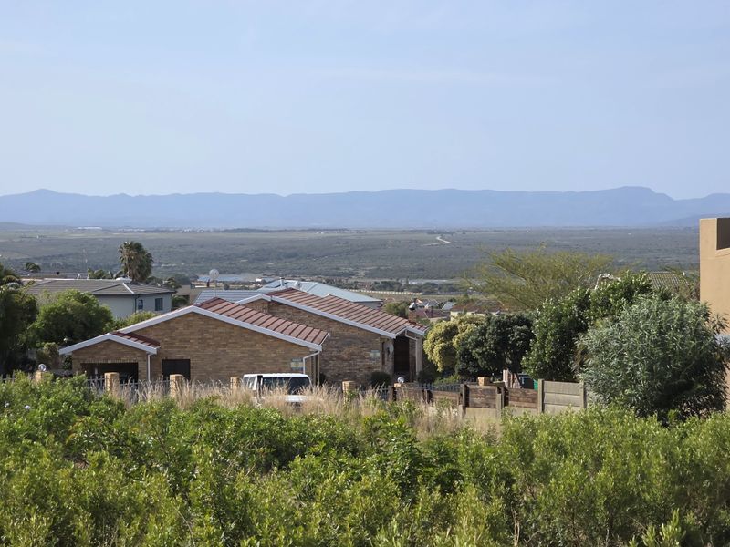 Desirable Northeasterly Orientation Stand - Photo 3