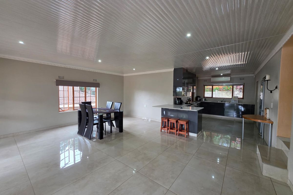 Beautiful 3 bedroom home - Photo 4