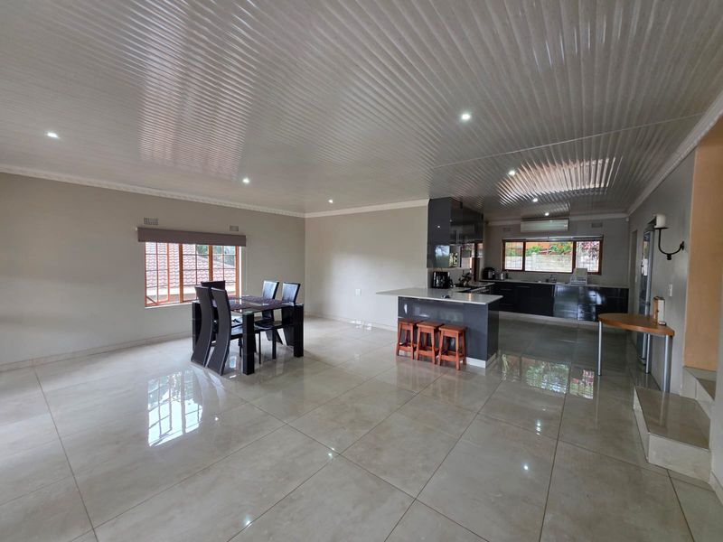 Beautiful 3 bedroom home - Photo 4