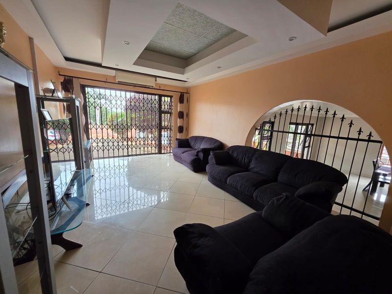 Beautiful 3 bedroom home - Photo 9