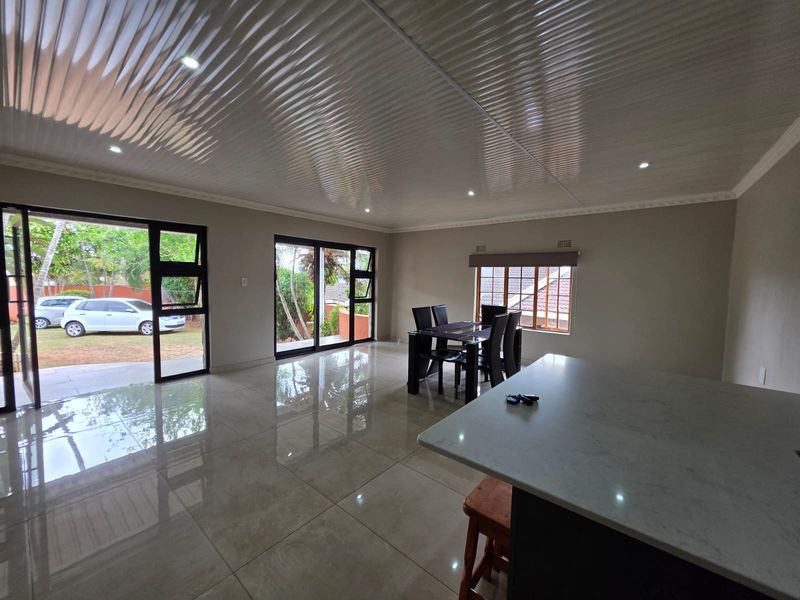 Beautiful 3 bedroom home - Photo 6