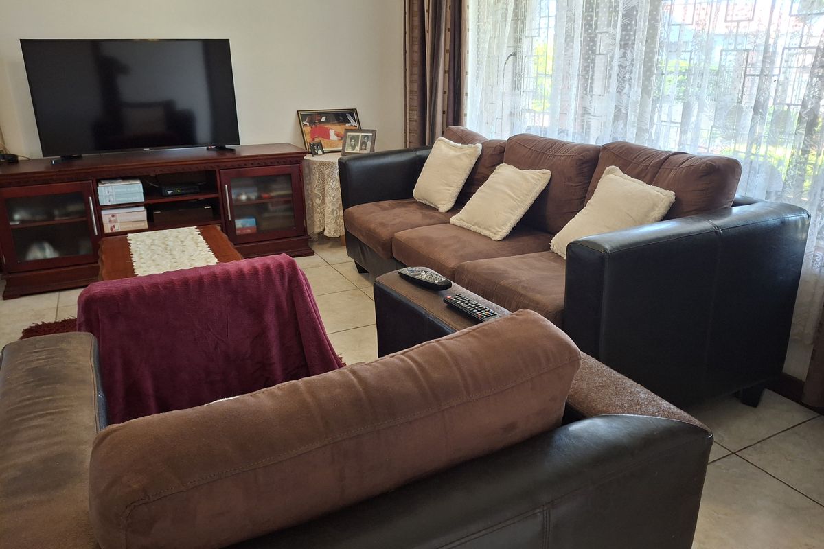 3 Bedroom House for Sale - Photo 5