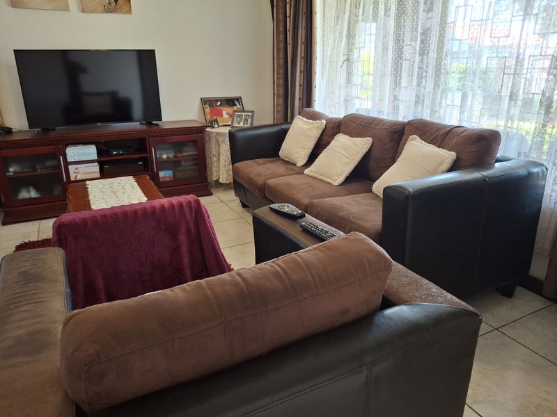 3 Bedroom House for Sale - Photo 5