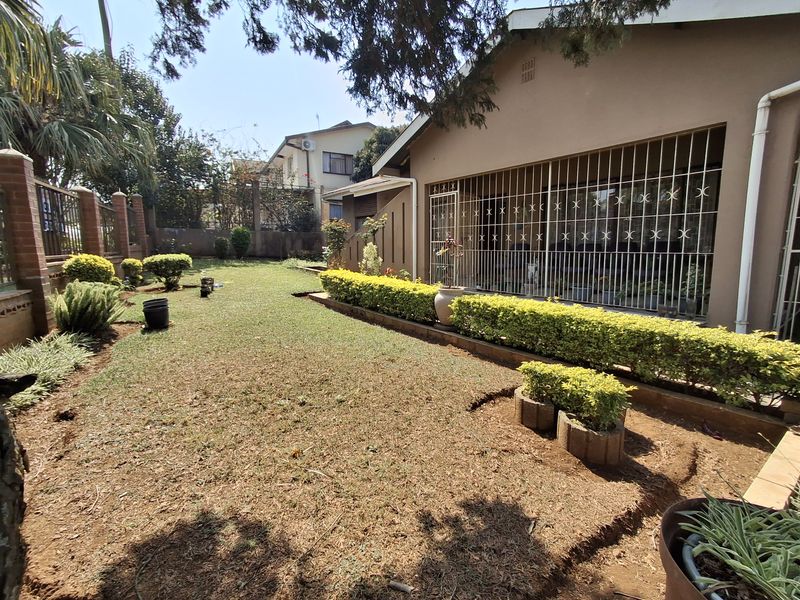 3 Bedroom House for Sale - Photo 3