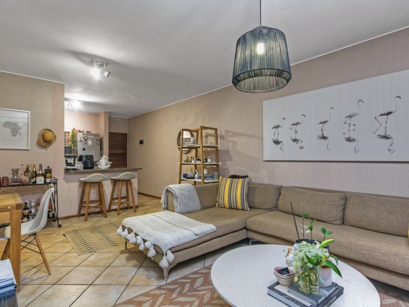 Stunning Two-Bedroom Unit for Sale. - Photo 2