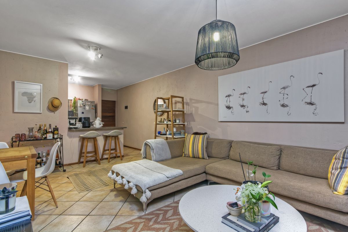 Stunning Two-Bedroom Unit for Sale. - Photo 2