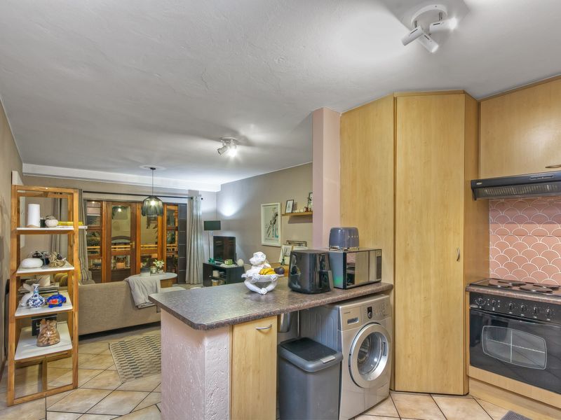 Stunning Two-Bedroom Unit for Sale. - Photo 8