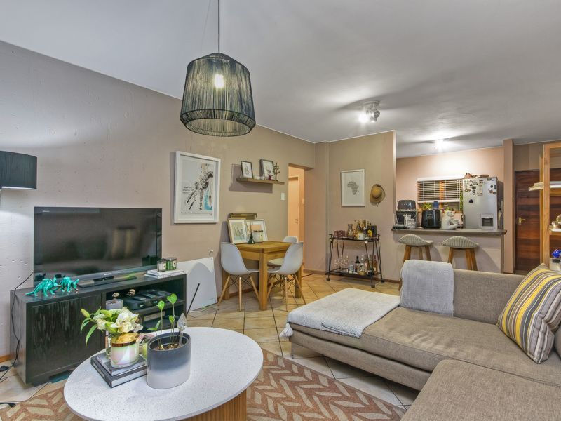 Stunning Two-Bedroom Unit for Sale. - Photo 5