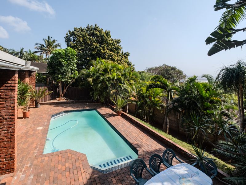 Seller says must sell ! 3 bedroom with pool - Photo 10