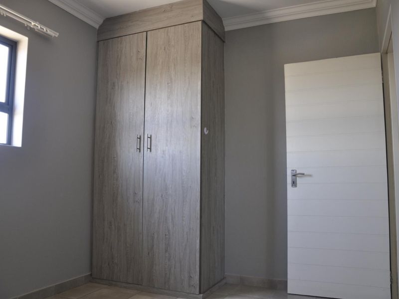 2-Bedroom Apartment for sale in the Heart of Noordwyk - Photo 7
