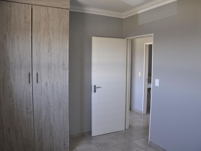 2-Bedroom Apartment for sale in the Heart of Noordwyk - Photo 10