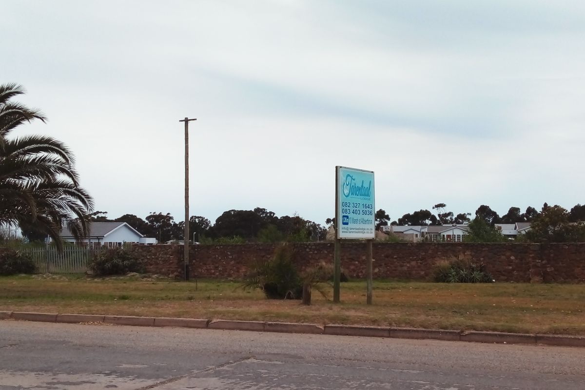 Commercially zoned vacant stand ’ - Photo 2