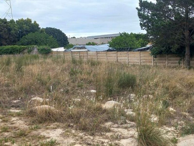 Vacant stand in Complex - Photo 6