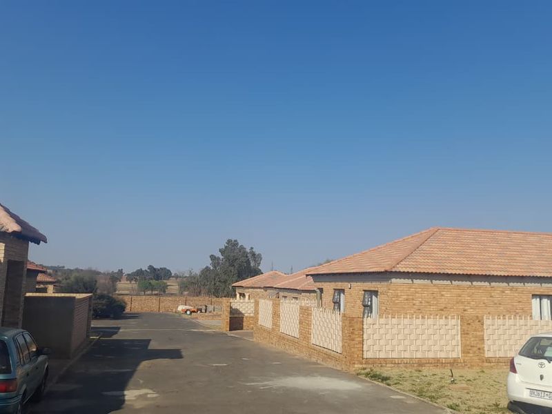 Vacant Stand for Sale in Ferryvale Secure Complex - Photo 10