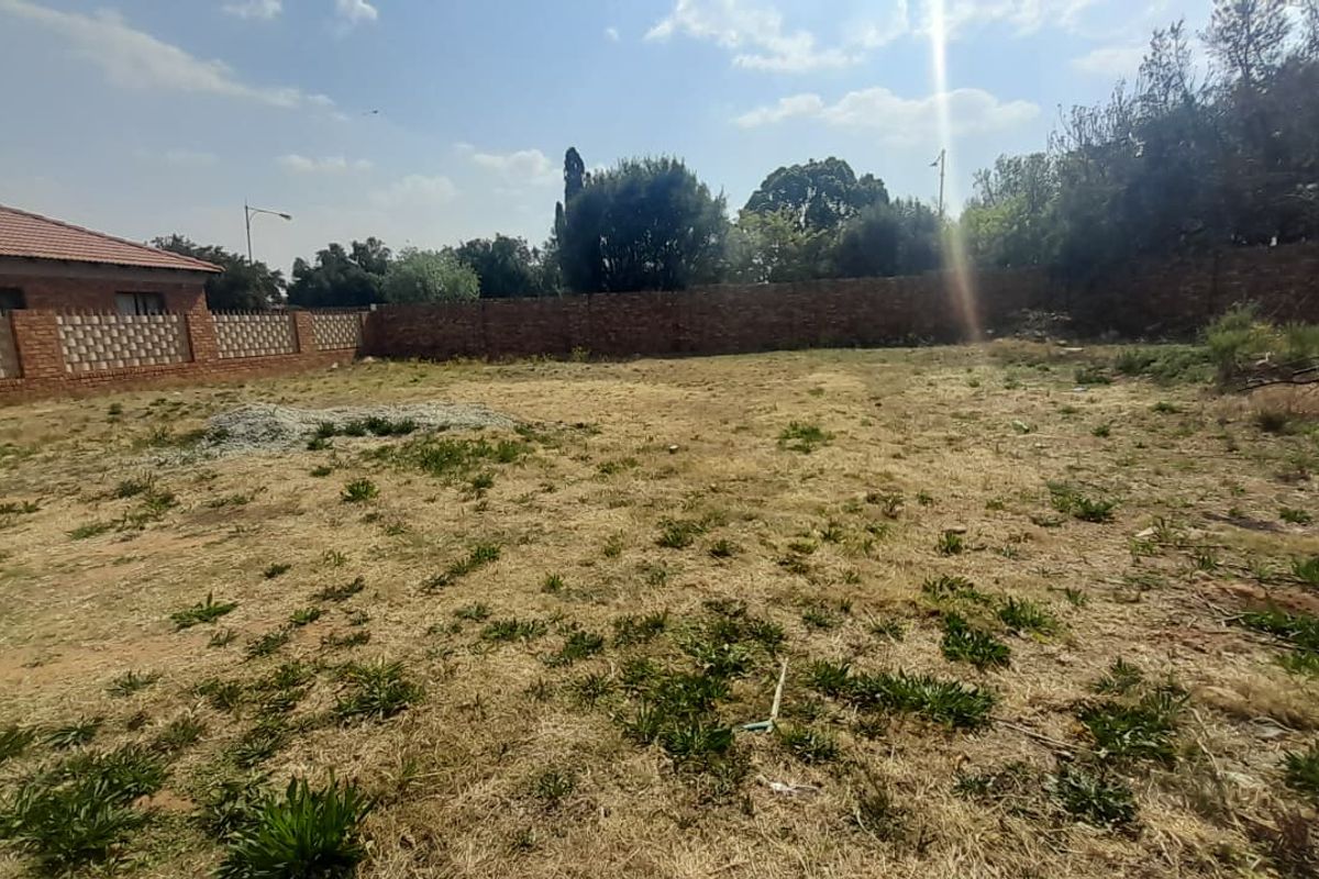 Vacant Stand for Sale in Ferryvale Secure Complex - Photo 3