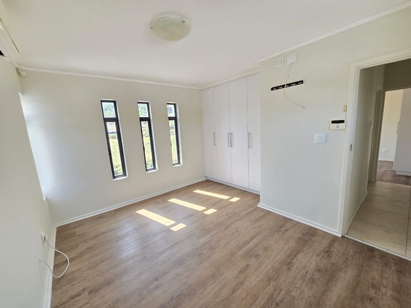 Two bedroom home - Photo 6