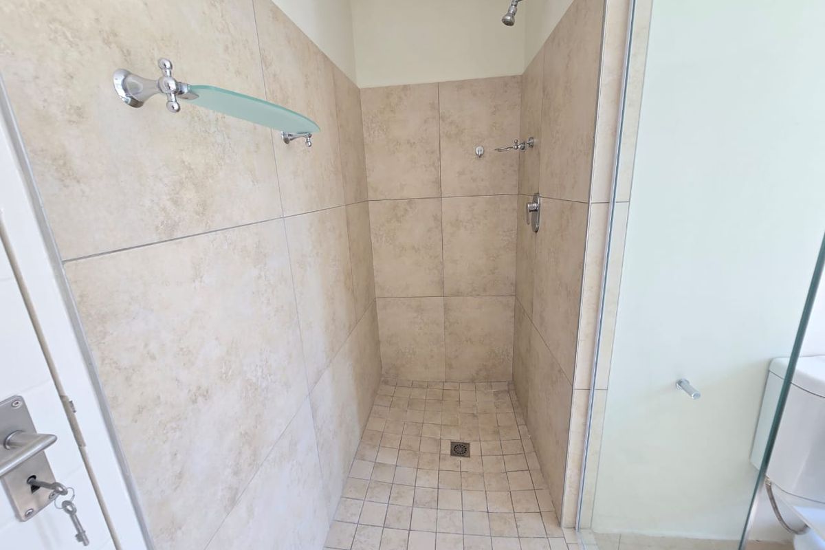 Two bedroom home - Photo 5