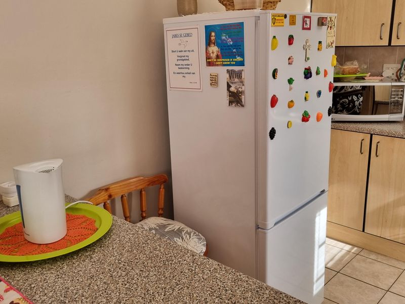 Free-standing unit in Falon Crest - Photo 4