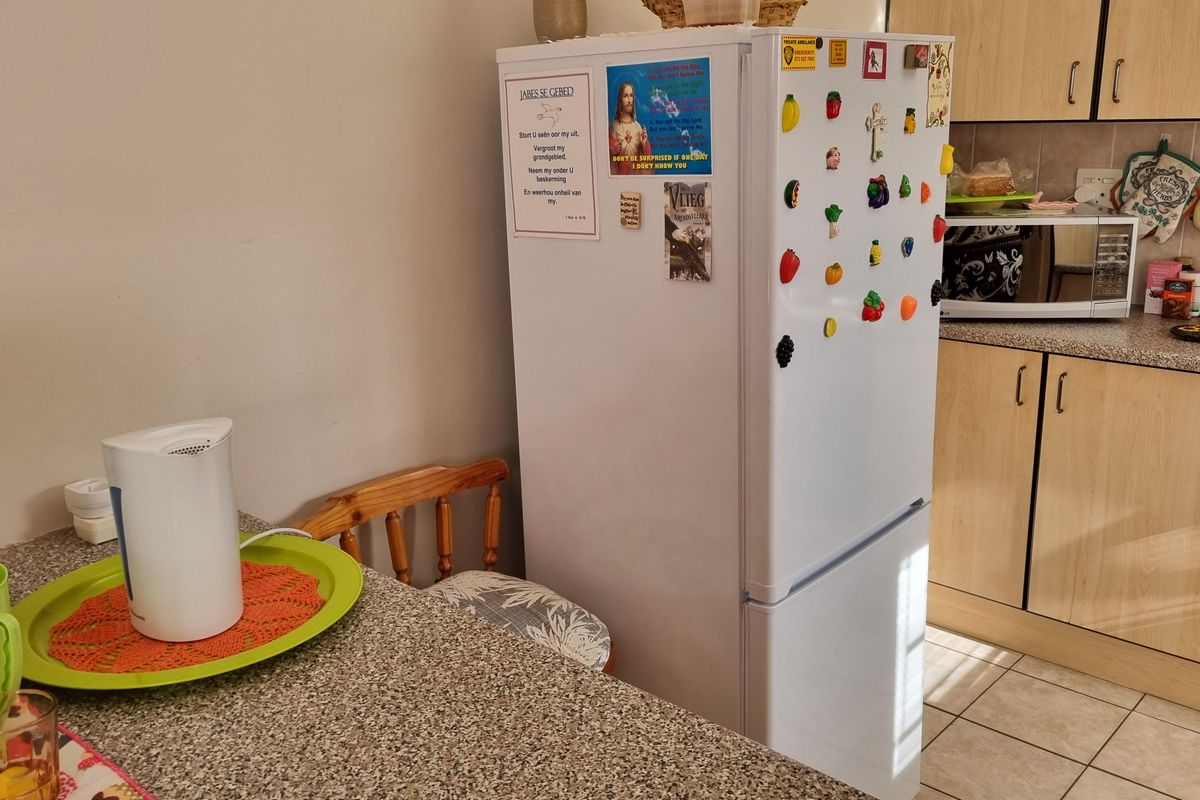 Free-standing unit in Falon Crest - Photo 4