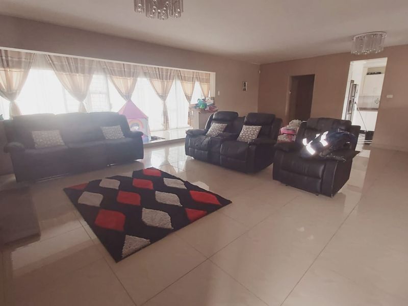 Prime Investment Opportunity In The Bluff! - Photo 2