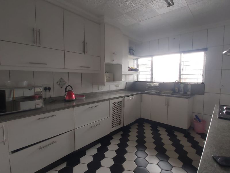 Prime Investment Opportunity In The Bluff! - Photo 8