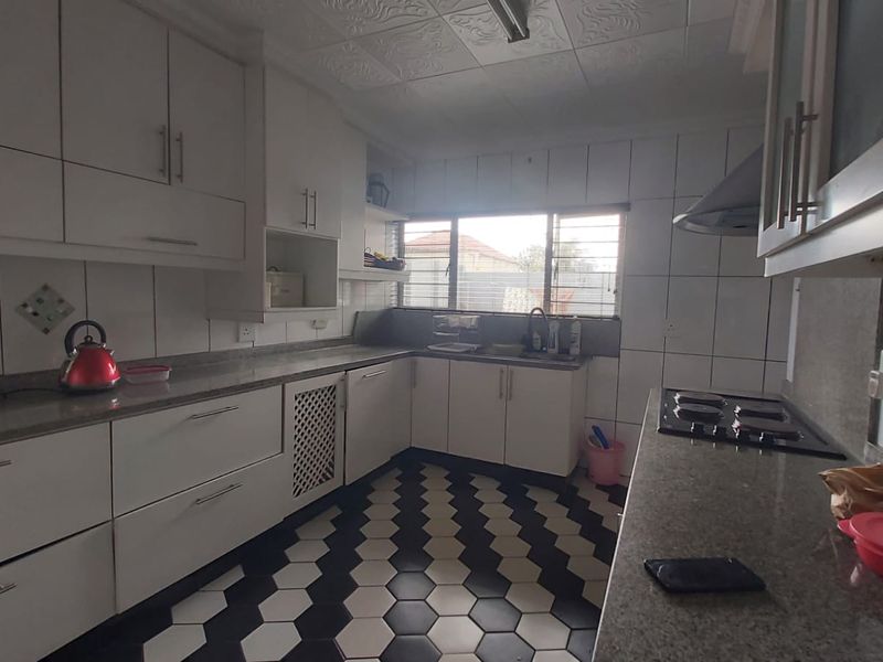 Prime Investment Opportunity In The Bluff! - Photo 7