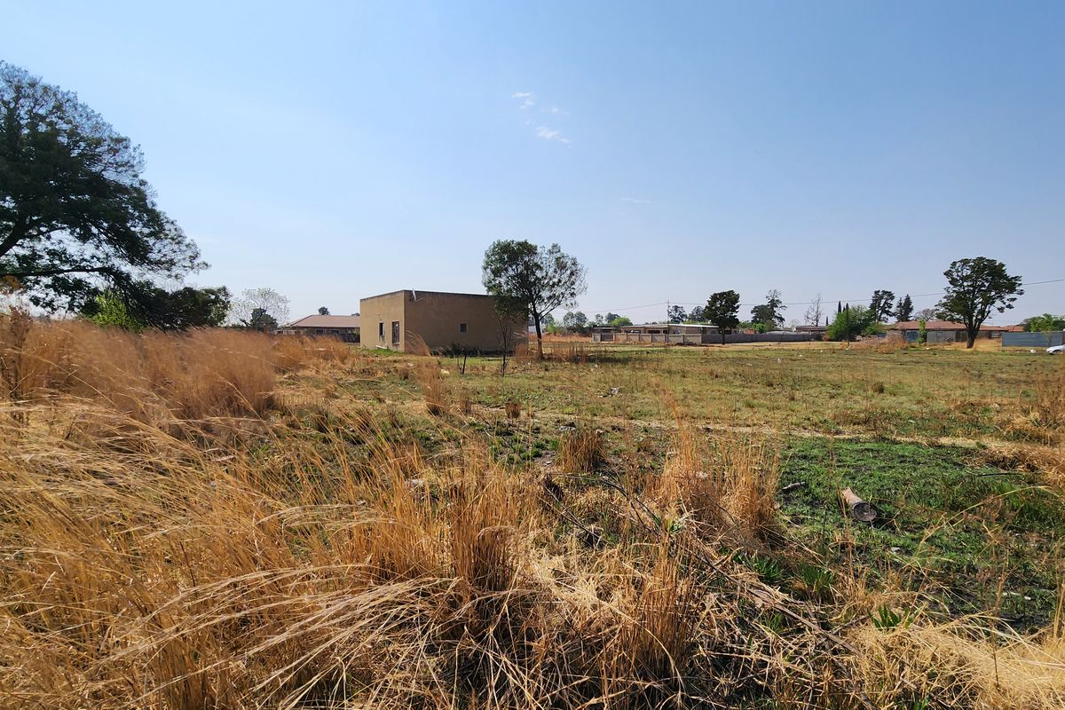 Build Your Dream Home - Photo 4