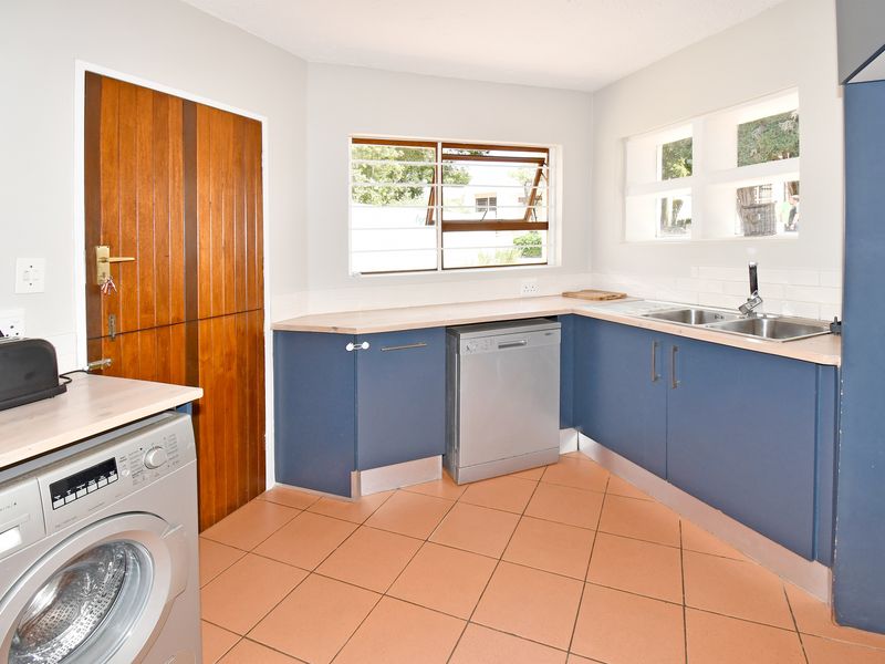 Modern Full-Title Single-Story Gem in Santanna, Lone Hill - Photo 10