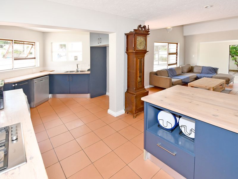 Modern Full-Title Single-Story Gem in Santanna, Lone Hill - Photo 9