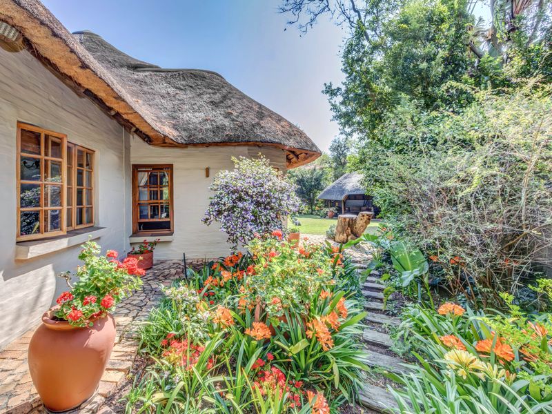 Serious seller! Versatile, thatch home with Income-Generating Flatlet in Prime Location - Photo 3