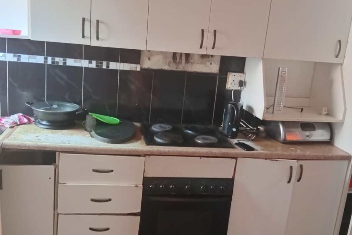 House For Sale In Mossel Bay - Photo 2