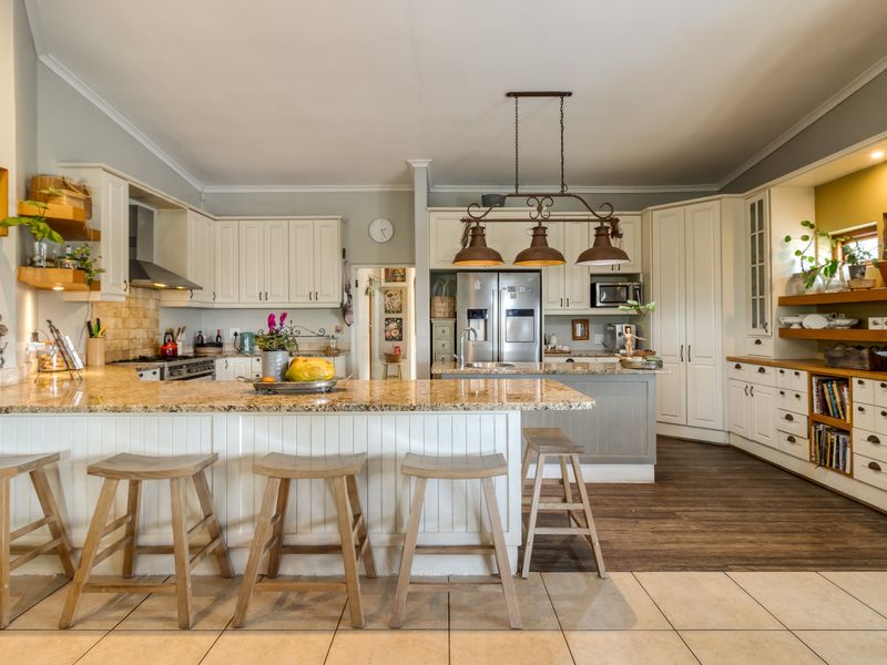 Heartfelt Living in La Concorde! - Photo 6