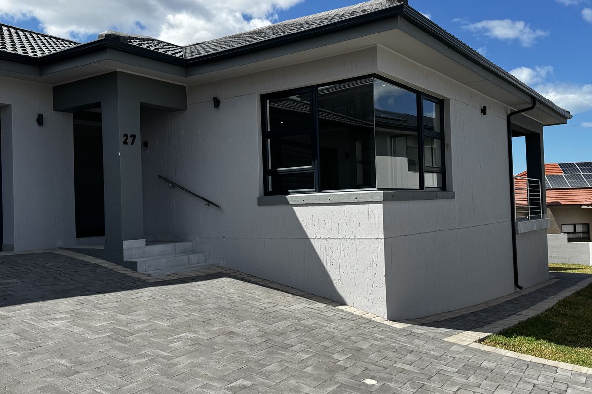 Your coastal dream home awaits. Brand new House in Monte Christo Estate (Hartenbos) - Photo 2