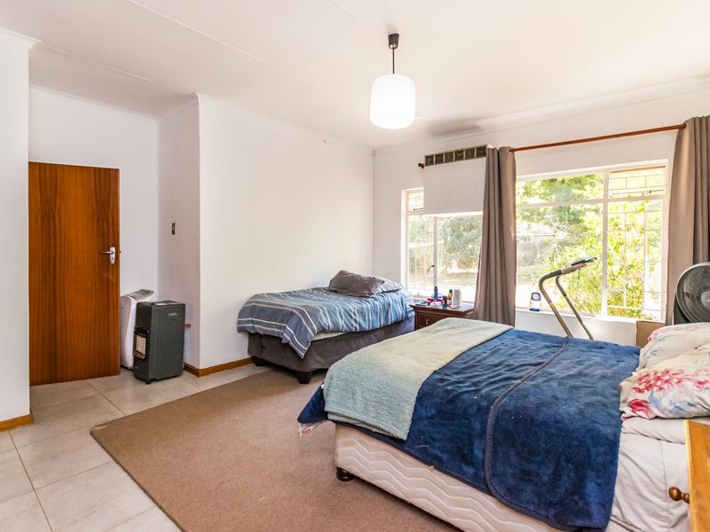 3 Bedroom home with Flat for sale in Lyttelton - Photo 5
